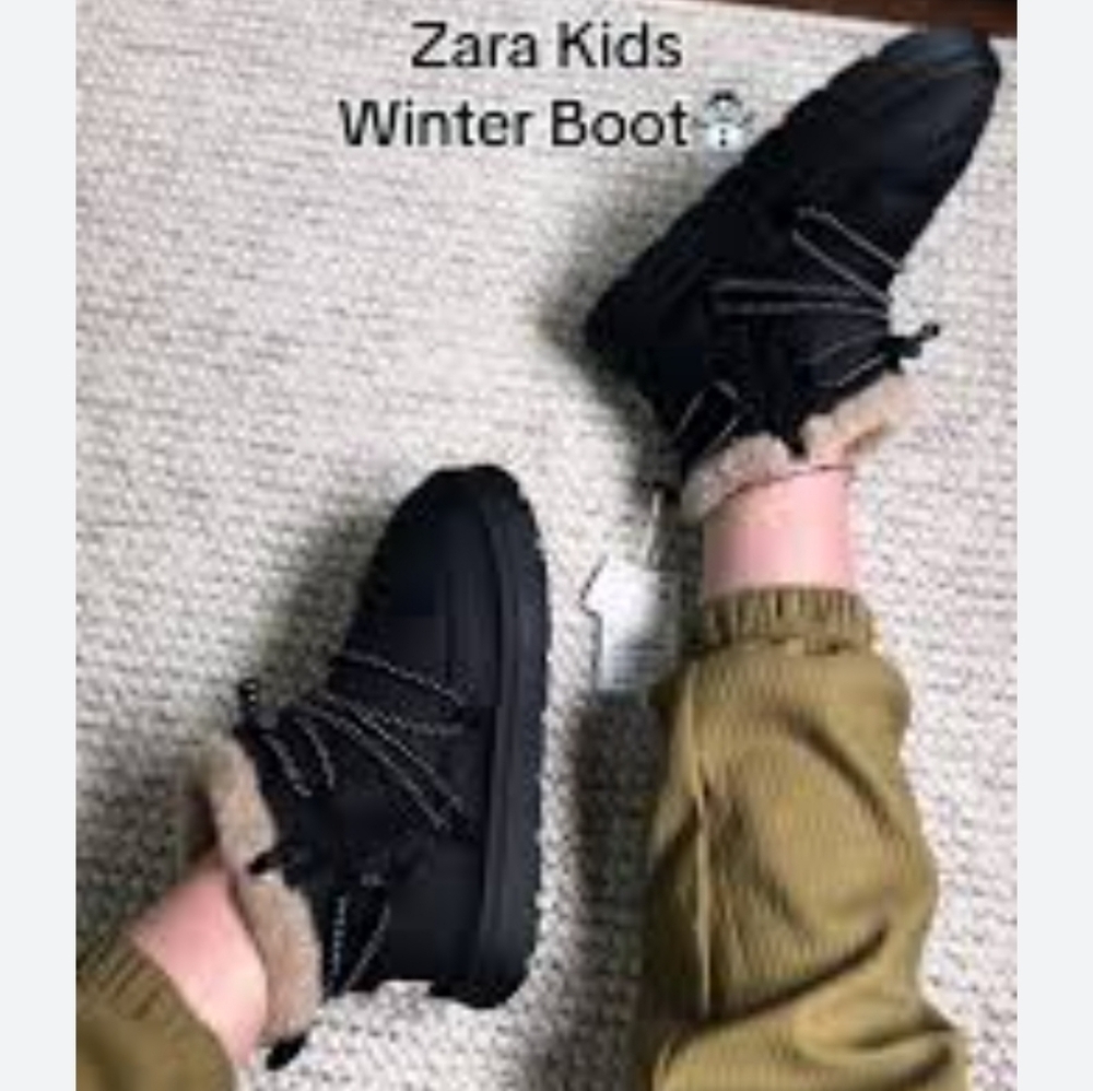 Zara Black Water Repellent Winter Kids Boots with Cream Sherpa Lining Size 35/3